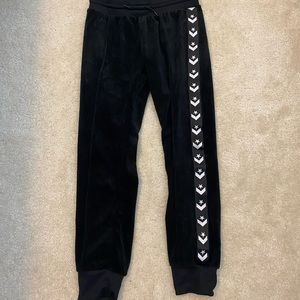 Converse sweatpants!!